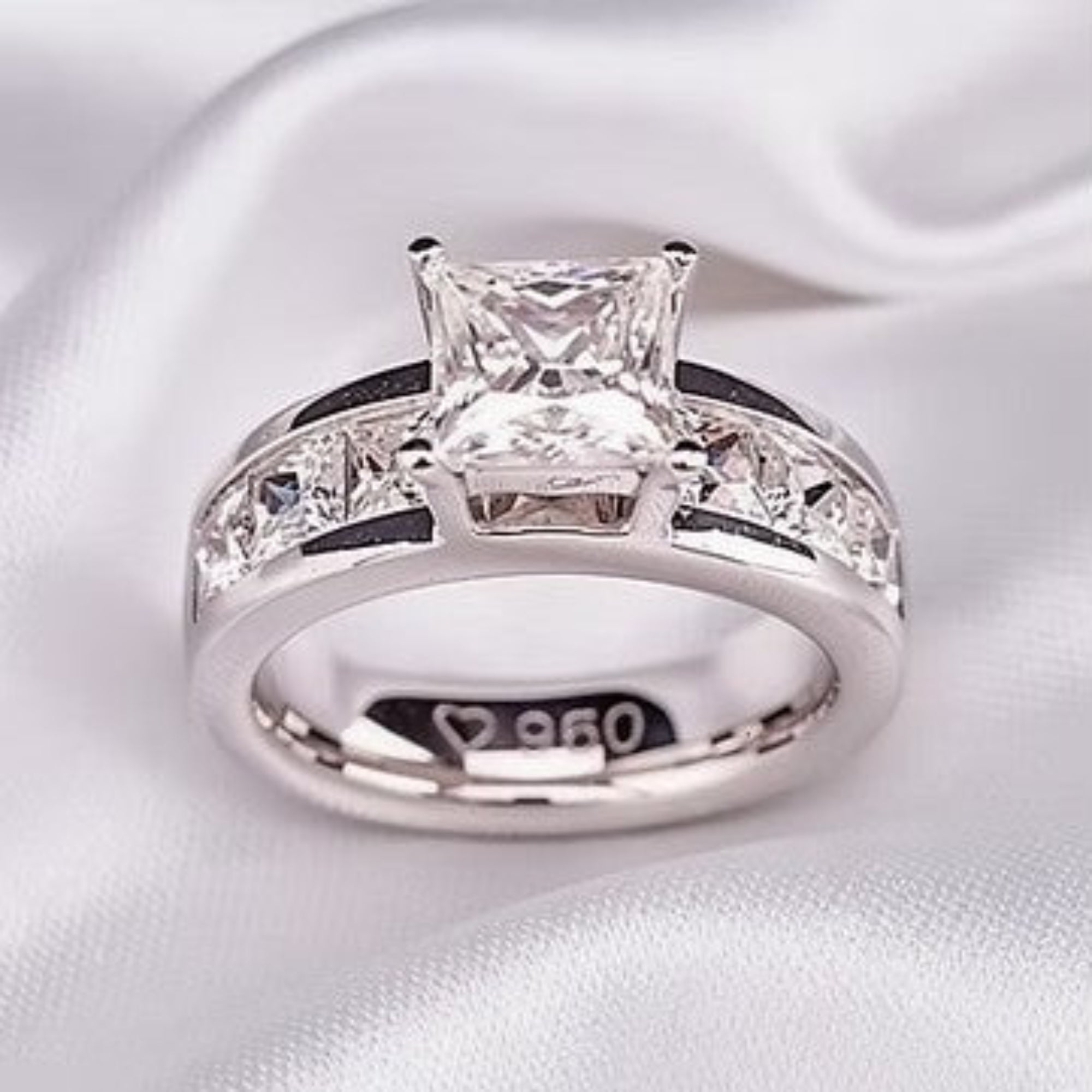 Sparkler Moissanite Diamond Ring 4.4 ct Argentium Silver .960